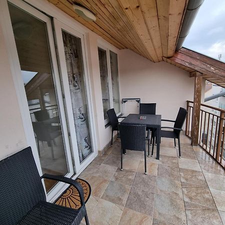 Merry&Car - Huge Balcony + Living Room + 2Br Budapest Exterior foto